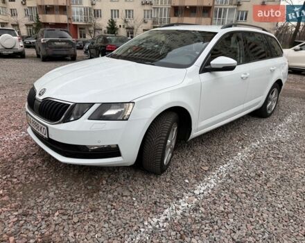 Белый Шкода Октавия, объемом двигателя 1.97 л и пробегом 200 тыс. км за 16600 $, фото 1 на Automoto.ua