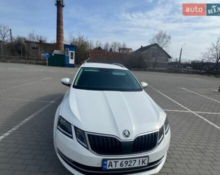 Белый Шкода Октавия, объемом двигателя 1.97 л и пробегом 301 тыс. км за 13950 $, фото 1 на Automoto.ua