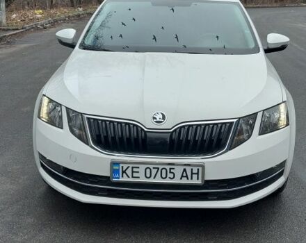 Белый Шкода Октавия, объемом двигателя 1.6 л и пробегом 175 тыс. км за 13900 $, фото 1 на Automoto.ua