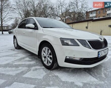 Белый Шкода Октавия, объемом двигателя 1.6 л и пробегом 257 тыс. км за 13200 $, фото 1 на Automoto.ua