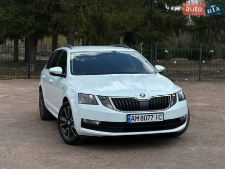 Білий Шкода Октавія, об'ємом двигуна 1.6 л та пробігом 209 тис. км за 14300 $, фото 1 на Automoto.ua