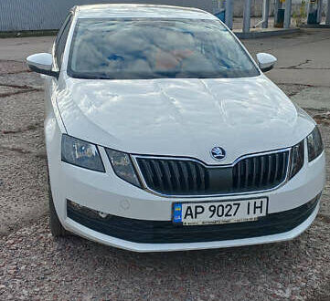 Шкода Октавия 2018 в Сумах на Automoto.ua Белый Шкода Октавия, объемом двигателя 1.4 л и пробегом 53 тыс. км за 19500 $, фото 1 на Automoto.ua