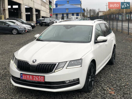 Шкода Октавия 2019 в Луцке на Automoto.ua Белый Шкода Октавия, объемом двигателя 2 л и пробегом 280 тыс. км за 16200 $, фото 1 на Automoto.ua