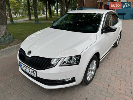 Белый Шкода Октавия, объемом двигателя 1.6 л и пробегом 93 тыс. км за 16900 $, фото 1 на Automoto.ua