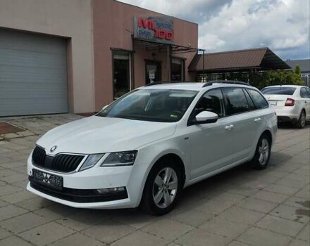 Білий Шкода Октавія, об'ємом двигуна 1.97 л та пробігом 205 тис. км за 16200 $, фото 1 на Automoto.ua