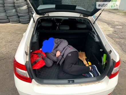 Белый Шкода Октавия, объемом двигателя 1.4 л и пробегом 13 тыс. км за 25000 $, фото 1 на Automoto.ua