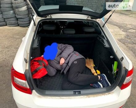 Белый Шкода Октавия, объемом двигателя 1.4 л и пробегом 13 тыс. км за 25000 $, фото 1 на Automoto.ua