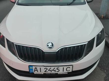 Белый Шкода Октавия, объемом двигателя 1.6 л и пробегом 209 тыс. км за 13800 $, фото 1 на Automoto.ua
