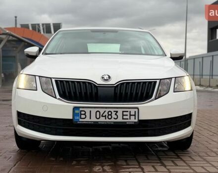 Белый Шкода Октавия, объемом двигателя 1.6 л и пробегом 44 тыс. км за 14900 $, фото 1 на Automoto.ua