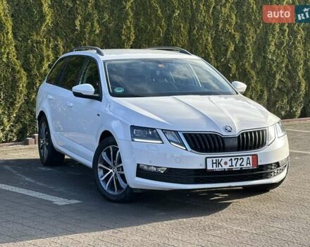 Белый Шкода Октавия, объемом двигателя 2 л и пробегом 184 тыс. км за 16900 $, фото 1 на Automoto.ua