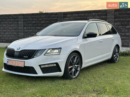 Шкода Октавия 2019 в Луцке на Automoto.ua Белый Шкода Октавия, объемом двигателя 1.97 л и пробегом 260 тыс. км за 17300 $, фото 1 на Automoto.ua