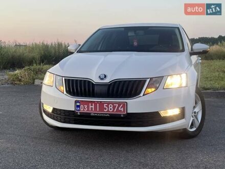 Шкода Октавия 2019 в Виннице на Automoto.ua Белый Шкода Октавия, объемом двигателя 1.6 л и пробегом 237 тыс. км за 13900 $, фото 1 на Automoto.ua