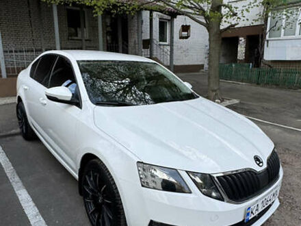 Білий Шкода Октавія, об'ємом двигуна 1.4 л та пробігом 75 тис. км за 16500 $, фото 1 на Automoto.ua