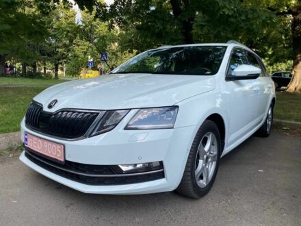 Шкода Октавия 2019 в Луцке на Automoto.ua Белый Шкода Октавия, объемом двигателя 2 л и пробегом 266 тыс. км за 14900 $, фото 1 на Automoto.ua
