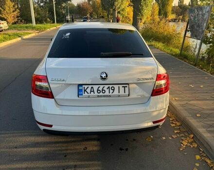 Белый Шкода Октавия, объемом двигателя 1.4 л и пробегом 134 тыс. км за 15800 $, фото 1 на Automoto.ua