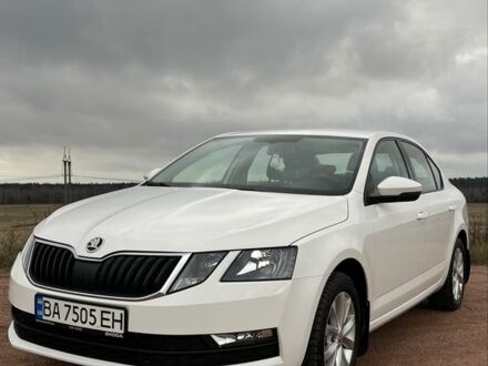 Білий Шкода Октавія, об'ємом двигуна 1.4 л та пробігом 94 тис. км за 15900 $, фото 1 на Automoto.ua