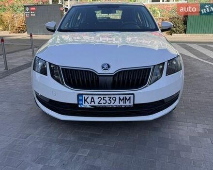 Белый Шкода Октавия, объемом двигателя 1.4 л и пробегом 158 тыс. км за 13500 $, фото 1 на Automoto.ua