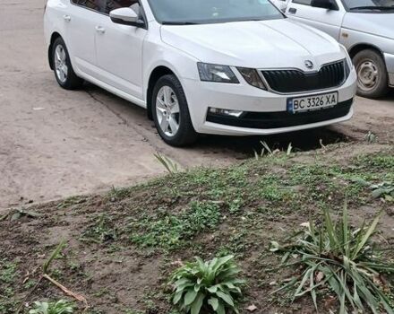 Белый Шкода Октавия, объемом двигателя 1.6 л и пробегом 160 тыс. км за 14600 $, фото 1 на Automoto.ua