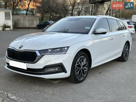Шкода Октавия 2020 в Киеве на Automoto.ua Белый Шкода Октавия, объемом двигателя 1.97 л и пробегом 159 тыс. км за 22900 $, фото 1 на Automoto.ua