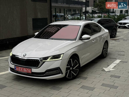 Шкода Октавия 2020 в Ужгороде на Automoto.ua Белый Шкода Октавия, объемом двигателя 2 л и пробегом 230 тыс. км за 21500 $, фото 1 на Automoto.ua
