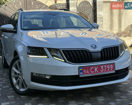 Білий Шкода Октавія, об'ємом двигуна 2 л та пробігом 199 тис. км за 16250 $, фото 1 на Automoto.ua