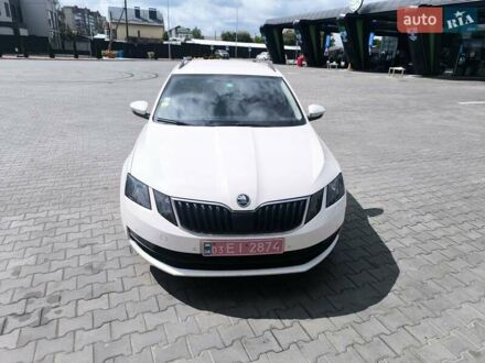 Белый Шкода Октавия, объемом двигателя 1.97 л и пробегом 151 тыс. км за 15555 $, фото 1 на Automoto.ua