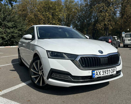 Білий Шкода Октавія, об'ємом двигуна 1.97 л та пробігом 145 тис. км за 27500 $, фото 1 на Automoto.ua