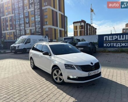Белый Шкода Октавия, объемом двигателя 1.98 л и пробегом 243 тыс. км за 16600 $, фото 1 на Automoto.ua