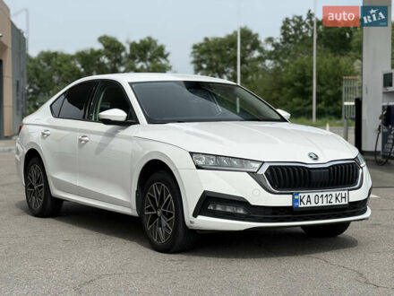 Шкода Октавия 2020 в Днепре (Днепропетровске) на Automoto.ua Белый Шкода Октавия, объемом двигателя 1.4 л и пробегом 123 тыс. км за 18199 $, фото 1 на Automoto.ua