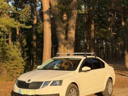 Білий Шкода Октавія, об'ємом двигуна 1.6 л та пробігом 244 тис. км за 13400 $, фото 1 на Automoto.ua