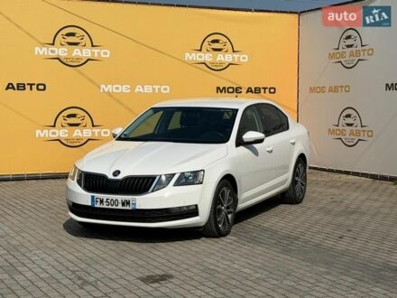 Белый Шкода Октавия, объемом двигателя 2 л и пробегом 200 тыс. км за 14700 $, фото 1 на Automoto.ua