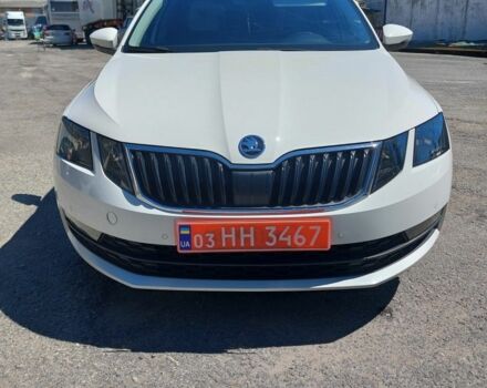 Белый Шкода Октавия, объемом двигателя 2 л и пробегом 182 тыс. км за 13250 $, фото 1 на Automoto.ua
