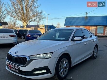 Белый Шкода Октавия, объемом двигателя 1.97 л и пробегом 274 тыс. км за 17999 $, фото 1 на Automoto.ua