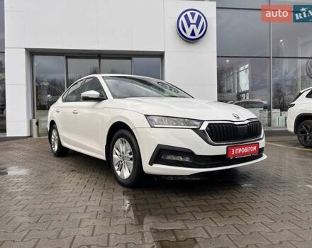 Белый Шкода Октавия, объемом двигателя 1.4 л и пробегом 124 тыс. км за 19824 $, фото 1 на Automoto.ua