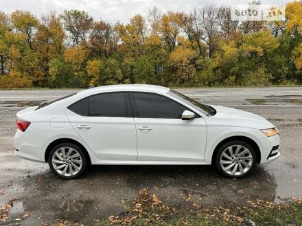 Шкода Октавія 2021 у Запоріжжя на Automoto.ua Білий Шкода Октавія, об'ємом двигуна 1.4 л та пробігом 10 тис. км за 30000 $, фото 1 на Automoto.ua