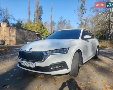 Белый Шкода Октавия, объемом двигателя 1.4 л и пробегом 107 тыс. км за 17900 $, фото 1 на Automoto.ua