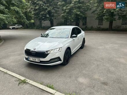 Шкода Октавия 2023 в Полтаве на Automoto.ua Белый Шкода Октавия, объемом двигателя 1.98 л и пробегом 18 тыс. км за 34000 $, фото 1 на Automoto.ua