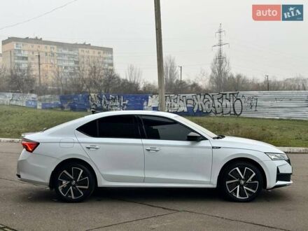 Белый Шкода Октавия, объемом двигателя 1.4 л и пробегом 13 тыс. км за 33333 $, фото 1 на Automoto.ua