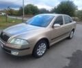 Бежевий Шкода Октавія, об'ємом двигуна 1.6 л та пробігом 250 тис. км за 6400 $, фото 1 на Automoto.ua