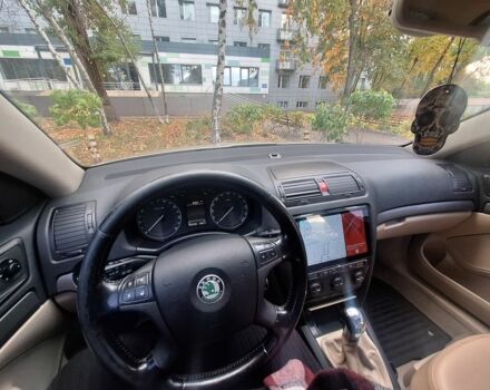 Бежевий Шкода Октавія, об'ємом двигуна 1.6 л та пробігом 250 тис. км за 6400 $, фото 4 на Automoto.ua