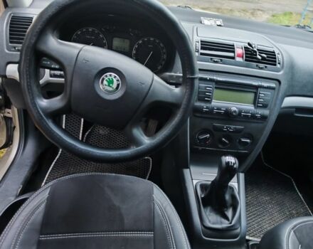 Бежевый Шкода Октавия, объемом двигателя 1.9 л и пробегом 400 тыс. км за 3500 $, фото 7 на Automoto.ua