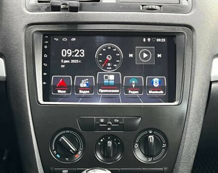 Бежевий Шкода Октавія, об'ємом двигуна 1.6 л та пробігом 311 тис. км за 6138 $, фото 12 на Automoto.ua