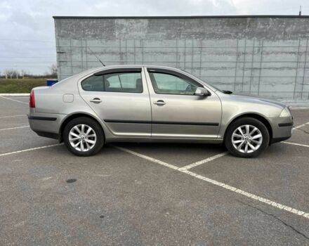 Бежевий Шкода Октавія, об'ємом двигуна 1.6 л та пробігом 311 тис. км за 6138 $, фото 2 на Automoto.ua