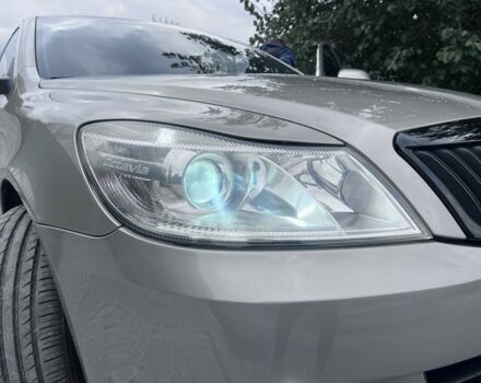 Бежевий Шкода Октавія, об'ємом двигуна 1.8 л та пробігом 290 тис. км за 7800 $, фото 6 на Automoto.ua