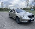 Бежевый Шкода Октавия, объемом двигателя 1.8 л и пробегом 290 тыс. км за 7800 $, фото 1 на Automoto.ua