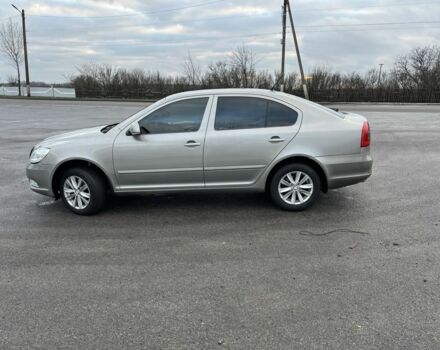 Бежевый Шкода Октавия, объемом двигателя 1.8 л и пробегом 157 тыс. км за 7527 $, фото 3 на Automoto.ua