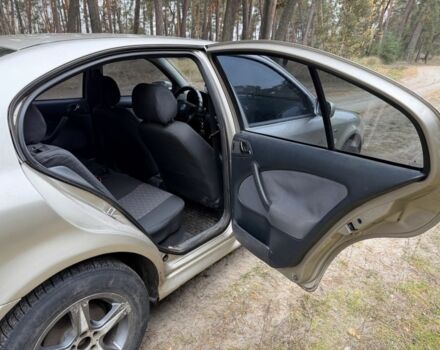 Бежевый Шкода Октавия, объемом двигателя 1.6 л и пробегом 227 тыс. км за 3950 $, фото 7 на Automoto.ua