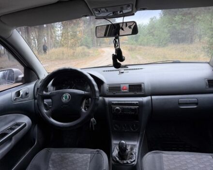 Бежевый Шкода Октавия, объемом двигателя 1.6 л и пробегом 227 тыс. км за 3950 $, фото 10 на Automoto.ua