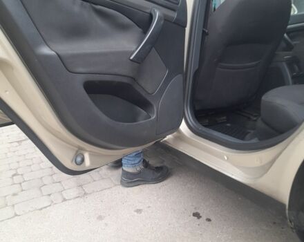 Бежевий Шкода Октавія, об'ємом двигуна 1.9 л та пробігом 300 тис. км за 2000 $, фото 2 на Automoto.ua