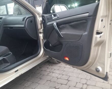 Бежевий Шкода Октавія, об'ємом двигуна 1.9 л та пробігом 300 тис. км за 2000 $, фото 1 на Automoto.ua